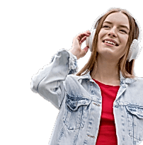 Девушка в наушниках